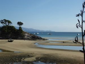 Blick in den Tryphena Harbour