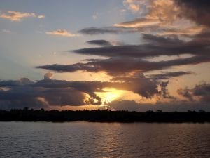 Sonnenuntergang über Bekana Island