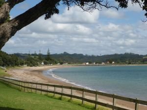 der Strand von Paihia