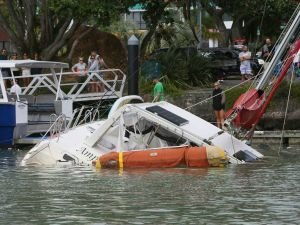 abgesoffen in der Tutukaka Marina