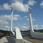 auf der Te Matau A Pohe Brücke