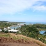 Blick auf die Marina und das Mooringfeld