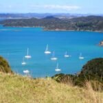 Boote in der Paradise Bay