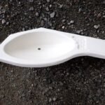 das alte Waschbecken - schon ausgebaut