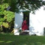 die Kirche wird gefegt