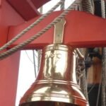 die Schiffsglocke