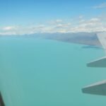 Flug über Gletschersee