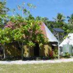 Haus mit Solar und Wassertank