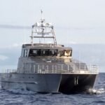 Hawk V - ein Customsboot NZ - begleitet uns