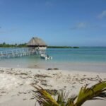 im Hintergrund Buota