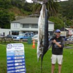Marlin mit stolzem Angler