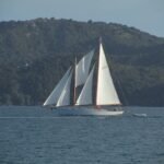 schönes klassisches Segelboot