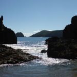 Wasser strömt in die Lagune