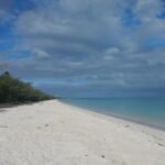 weißer, pudriger Sand